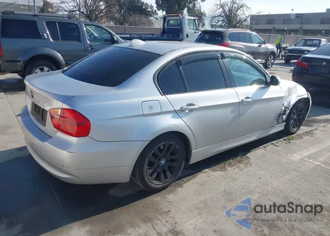 2006 BMW 325I z USA, uszkodzony, nr VIN WBAVB175X6NK33416